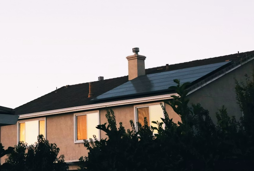 Casas com painéis solares, tomam as cidades brasileiras.
